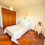 Superhost Spacious Double Near Lisbon And Beaches Privatunterkunft
